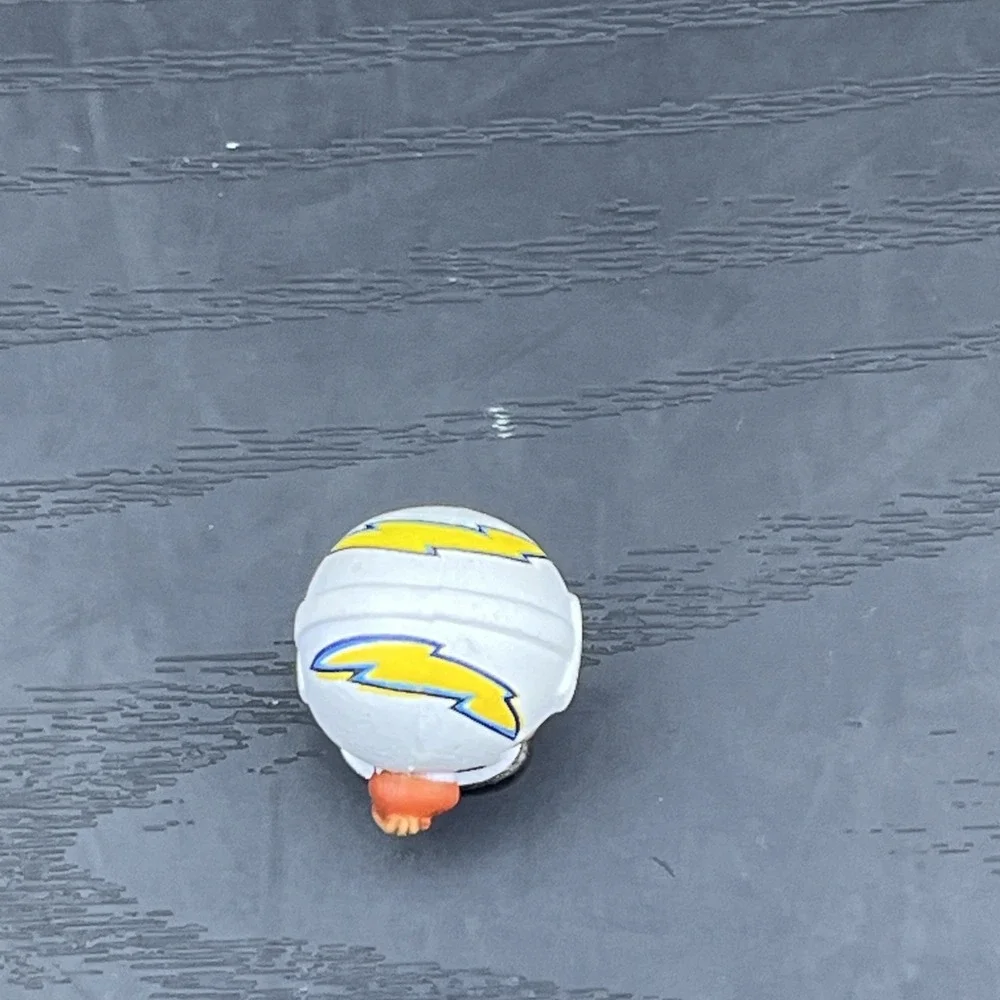 TeenyMates NFL Los Angeles Chargers Advent Calendar 24 Mini‎ Figures